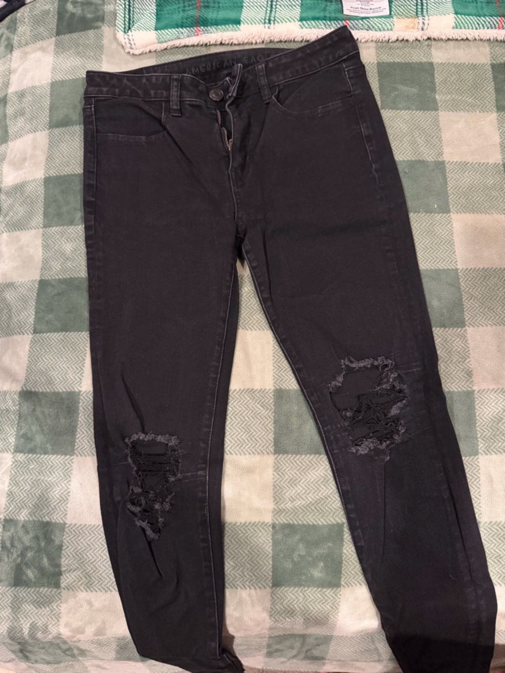 American Eagle Outfitters Black Skinny Jeans with Knee Rips